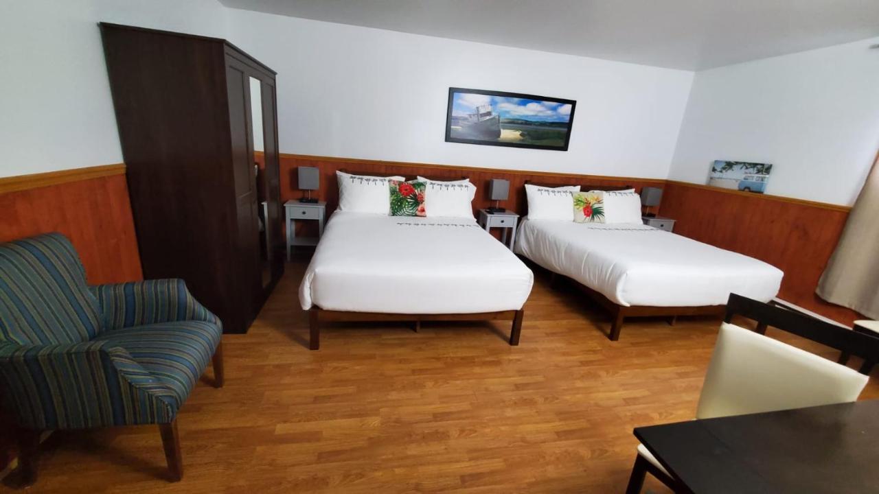 Hotel Fleurs Karaibes Saint-Alexandre-de-Kamouraska المظهر الخارجي الصورة